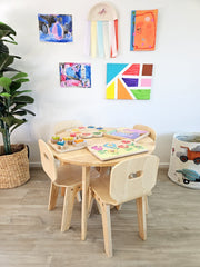 QToys - Round table and 4 chairs