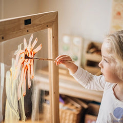 QToys - Toddler Perspex Easel