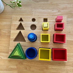 QToys - 3D sorting and nesting board