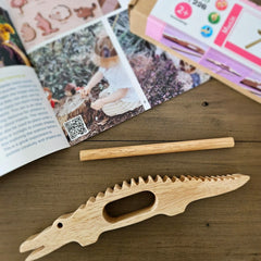 QToys - Singing Crocodile
