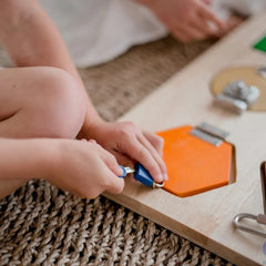 QToys - Lock Activity Board