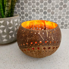 QToys - Coco wave candle holder