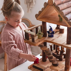 QToys - Cottage Doll house