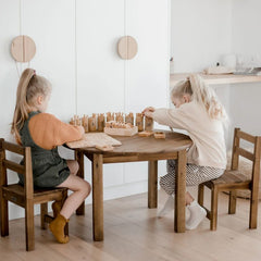 QToys - Large Round Table with 2 Standard Chairs