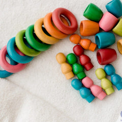QToys - Rainbow People Cups and Rings