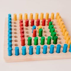 QToys - Wooden Peg Board