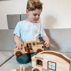 QToys - Camper Van