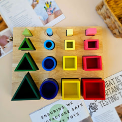 QToys - 3D sorting and nesting board