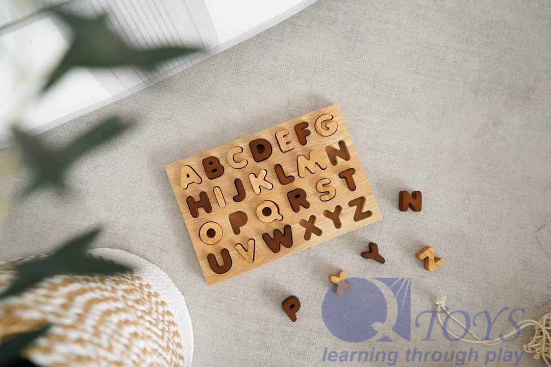QToys - Natural Capital Letter Puzzle
