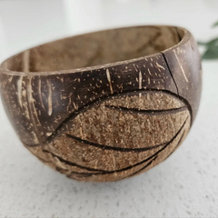 QToys - Leaf Patterned Coconut Bowl