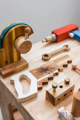 QToys - Wooden Work Bench